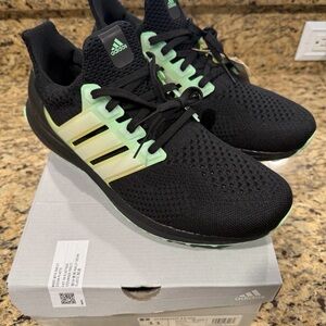 Adidas UltraBoost 5.0 DNA (GV8729) US Men's Size 11 Black /Neon NEW Retail $180
